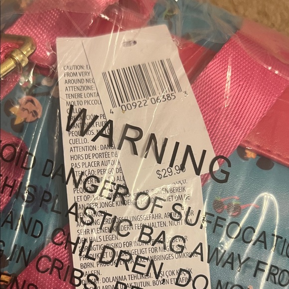 DCL Minnie Backpack - Picture 2 of 4